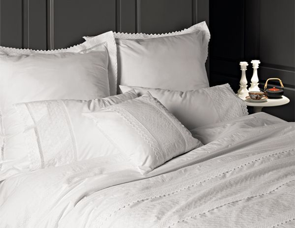 Элитная наволочка Carol белая от Luxberry