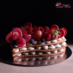 Торт в виде сердца кондитерская Sweet Visors Сладкие Козырьки. Кондитер Светлана Дегтерева. Торты ручной работы на заказ в СПБ. Мы создаем сладкие истории на любой вкус.