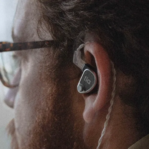 64 Audio U12t