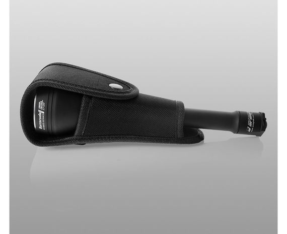 Поисковый фонарь Armytek Barracuda Pro теплый свет