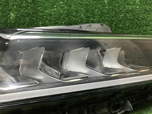 Битая Фара правая Kia K5 (2019-2023) LED