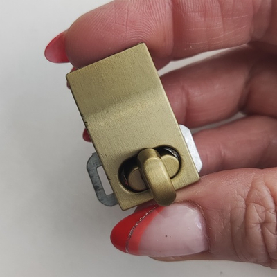 Замок вертушка на винтах Кнопка Антик