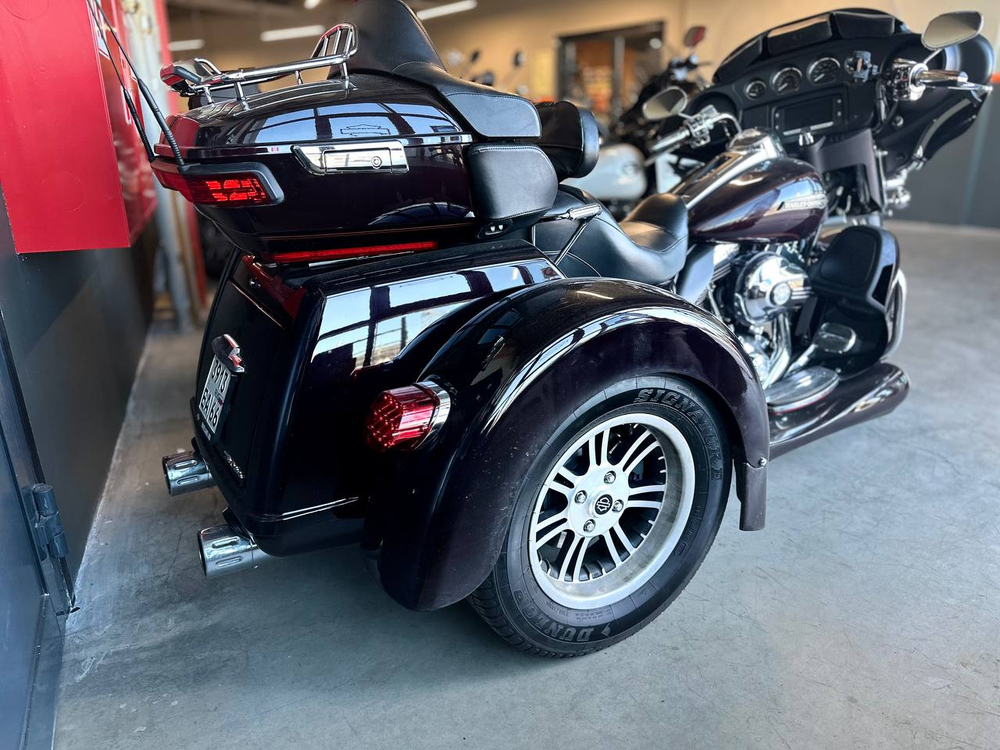 Harley-Davidson Tri Glide Ultra, 2014, 35 404 км.
