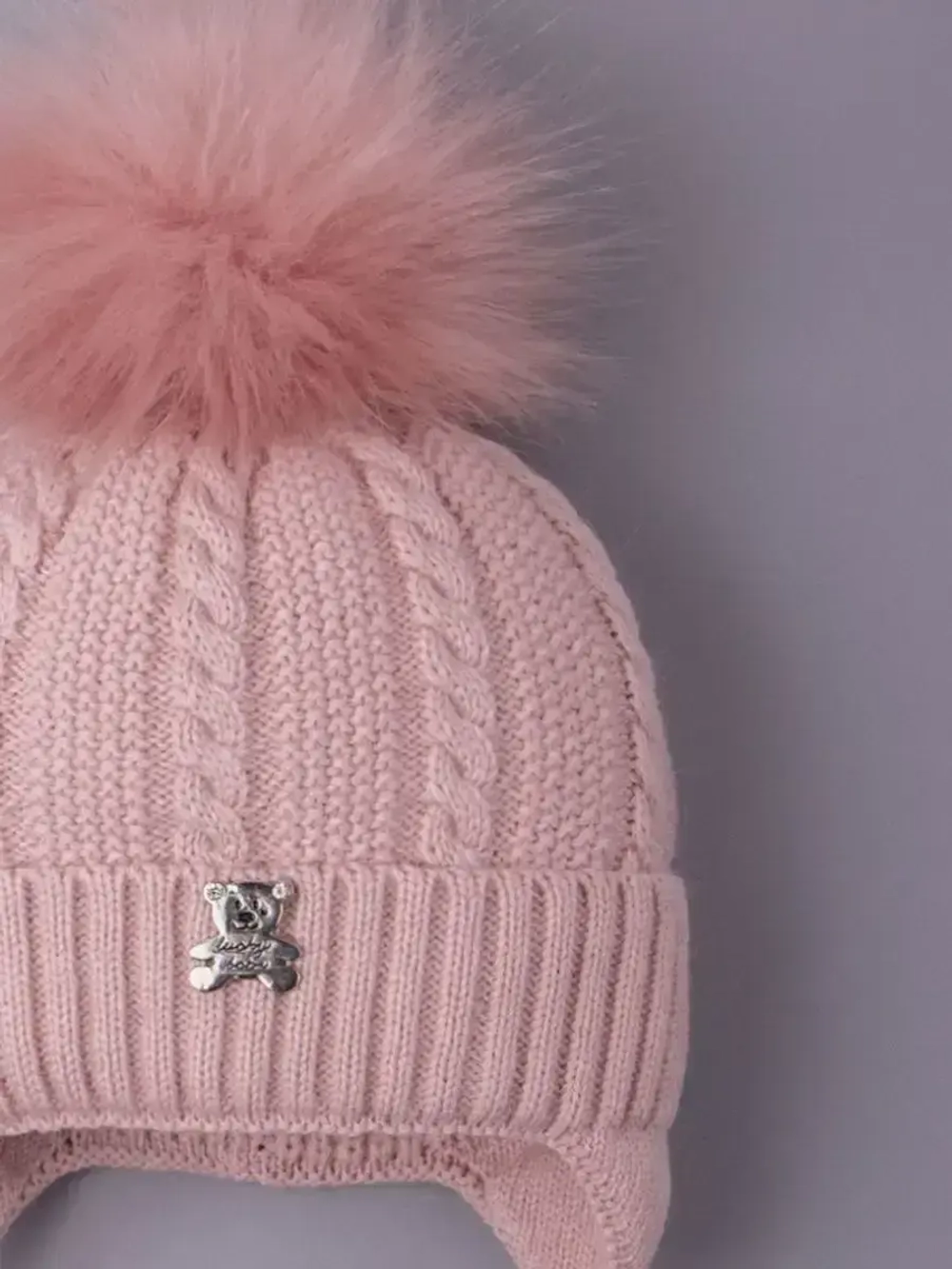 Шапка зимняя вязаная с помпоном для детей