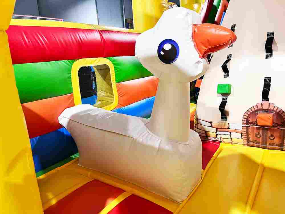 Коммерческий надувной батут с горкой «Добрая русская сказка», 8*4*5 м.