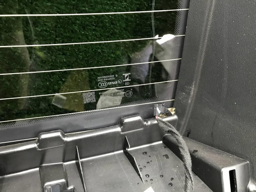 Стекло крышки багажника JAECOO J8 (2024-н.в.)