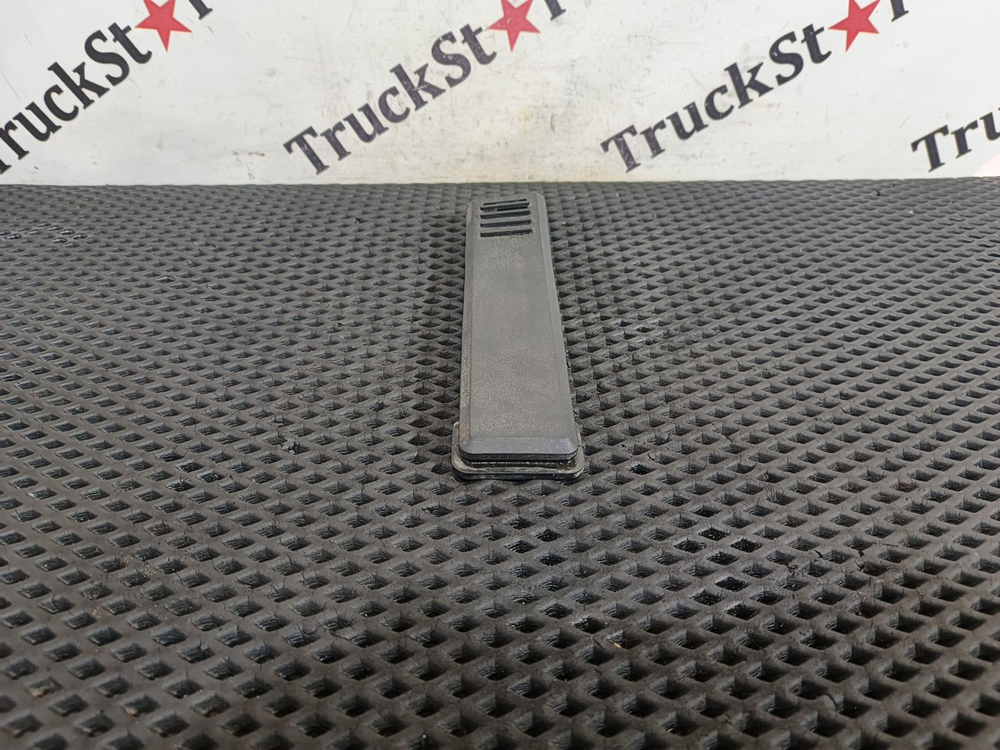 Комплект креплений крыла