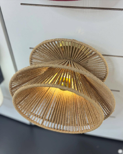 Настенное бра из ротанга — стильный плетёный светильник для вашего интерьера.