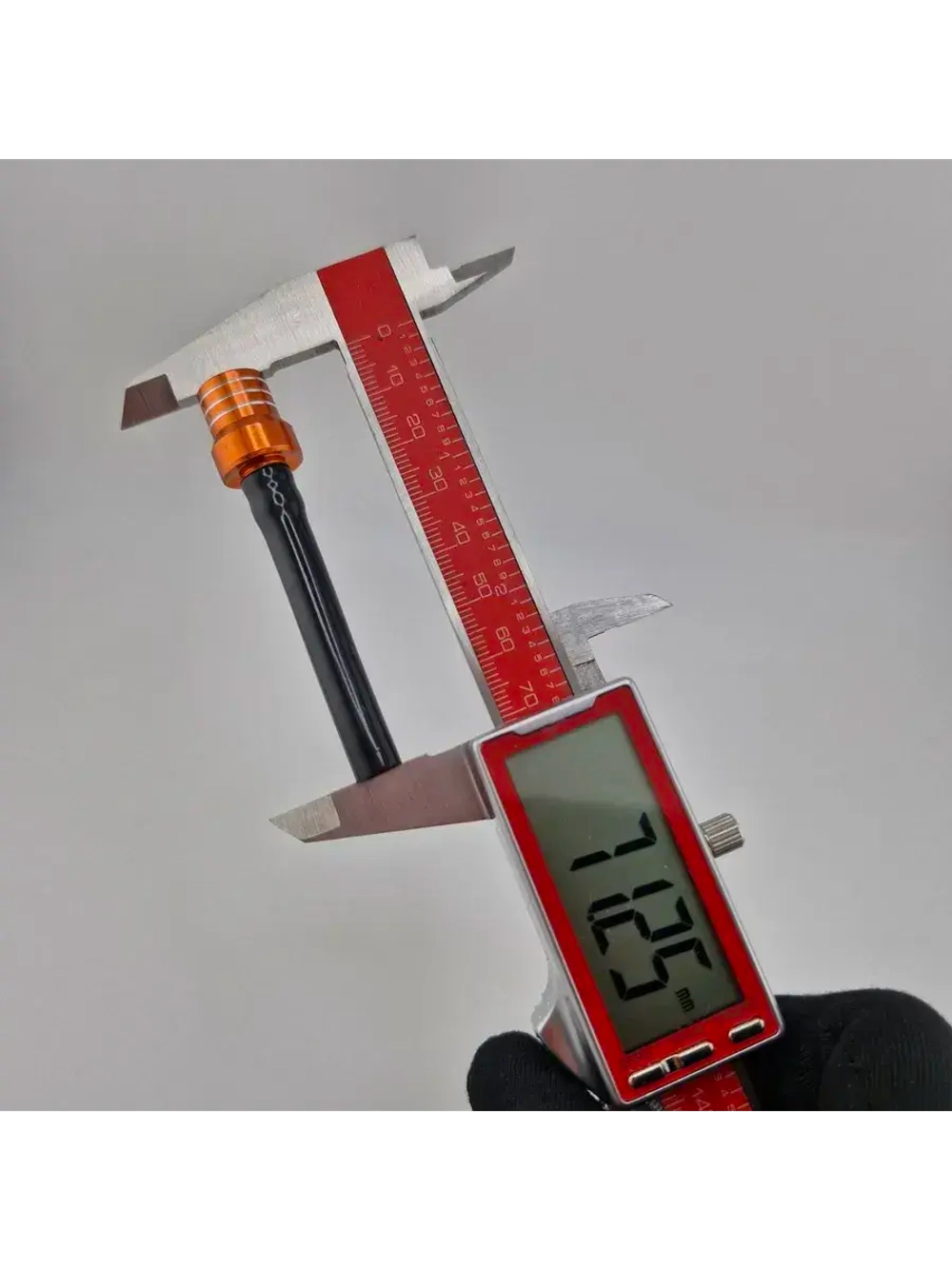 Клапан крышки бензобака