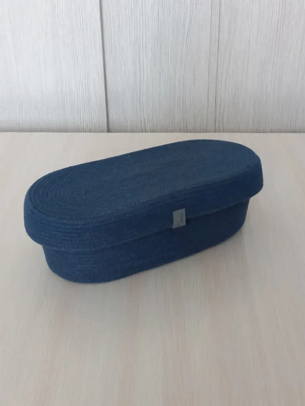 Корзина плетеная с крышкой