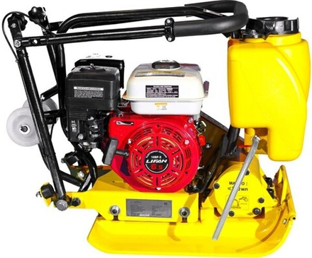 Виброплита VEKTOR VPG-70B с баком 1448