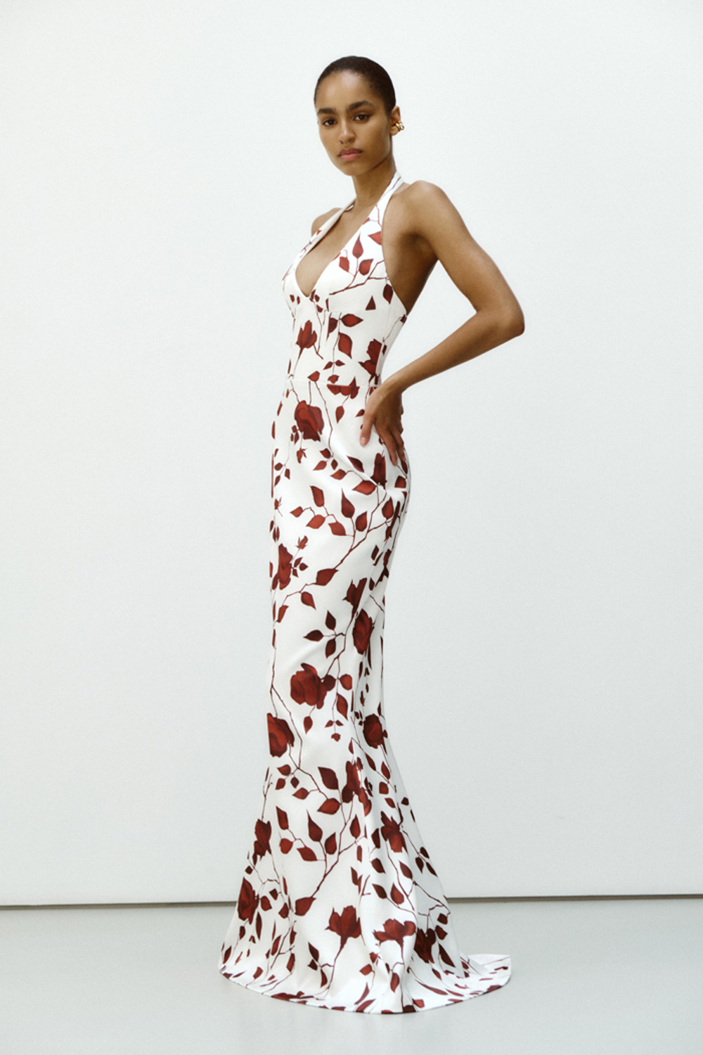 Платье макси из принтованного атласа