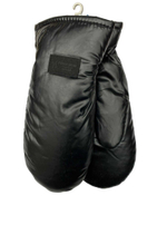 Варежки. Женские. Материал верха: Балоневые. Подклад: Плюш-мех. Толстые. Внутри с мехом. 12 шт в упаковке, разные цвета.