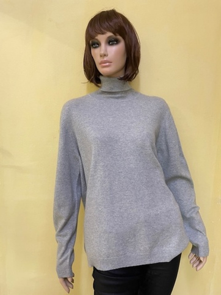 Свитер женский