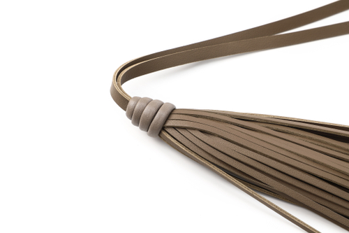 Брелок TUFT цвета мокко