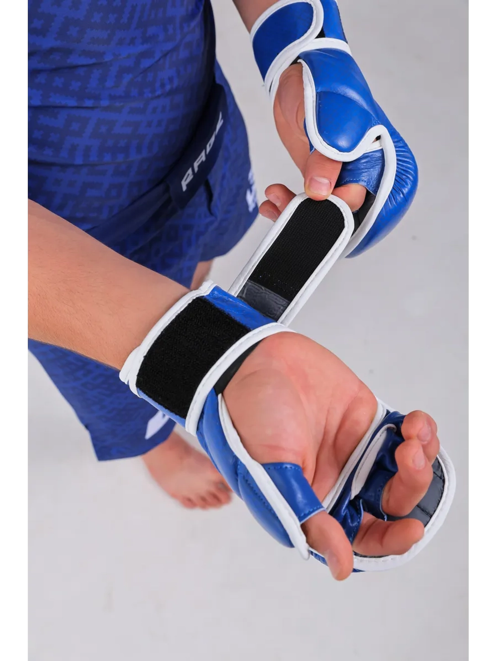 Соревновательные аккредитованные перчатки, крабы