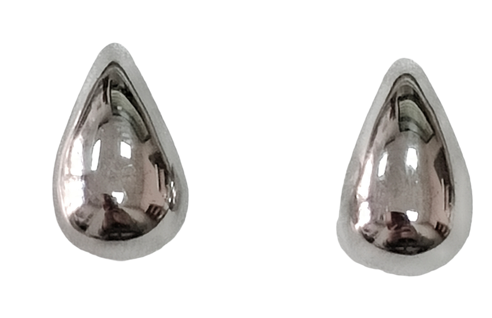 Ювелирные серьги-пусеты