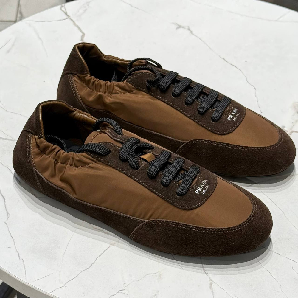 Кроссовки Prada
