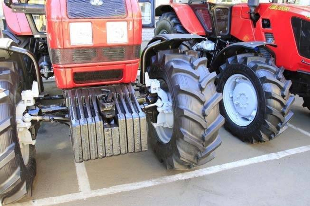 Трактор Беларус (МТЗ) 1221.2