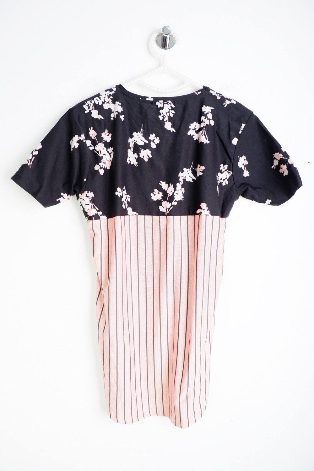 Блузка для нежного образа, визуально на 42/44 размер