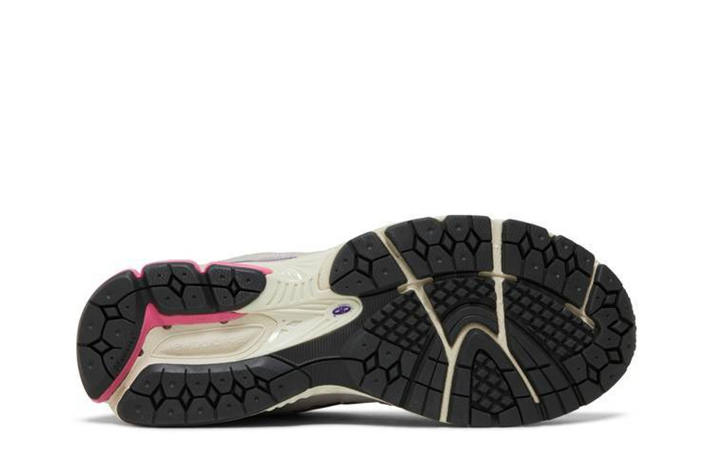 Кроссовки New Balance Nb 2002R
