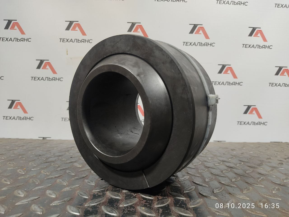 Втулка 195-71-51254