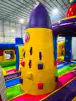 Коммерческий батут "Космические зверята" 10*5*6 м