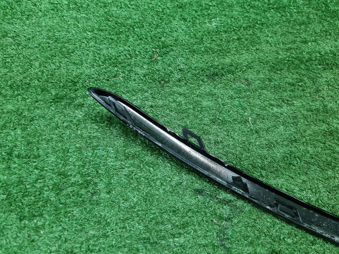 Молдинг бампера левый Mercedes GLS x167 19-23 AMG