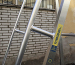 Лестница-платформа фиксированной высоты алюминиевая MEGAL ЛПФВА Н=2.0-3 передвижная