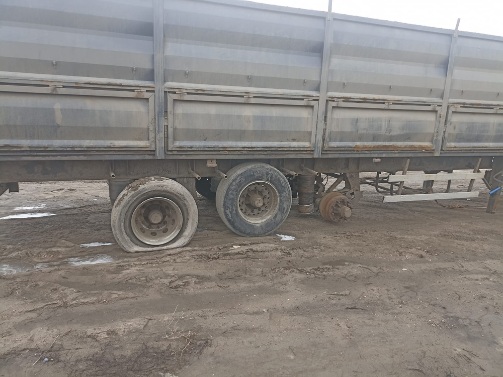 ТехноСтавПрицеп 9230 Полуприцеп зерновоз 9230