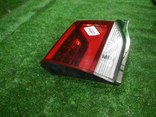 Фонарь левый внутренний Toyota Land Cruiser 200 (2015-2021)