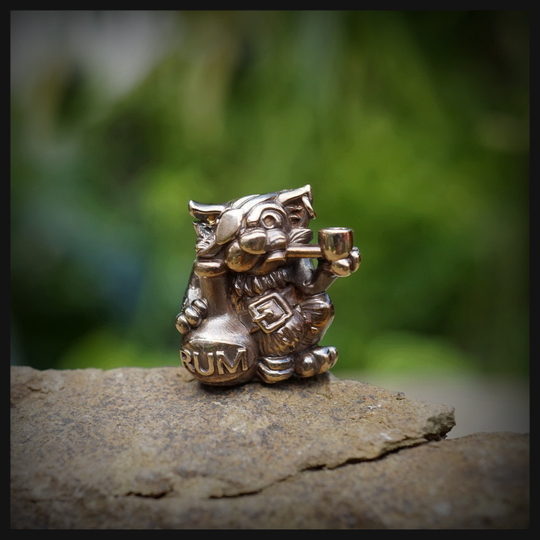 Бусина "ЙхоКот" для темляков или браслетов , бронза