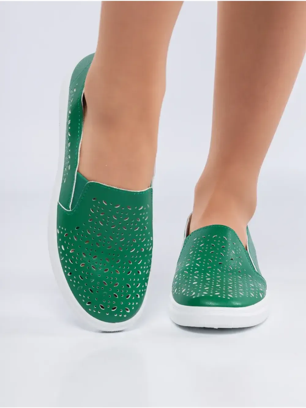 Мокасины летние с перфорацией