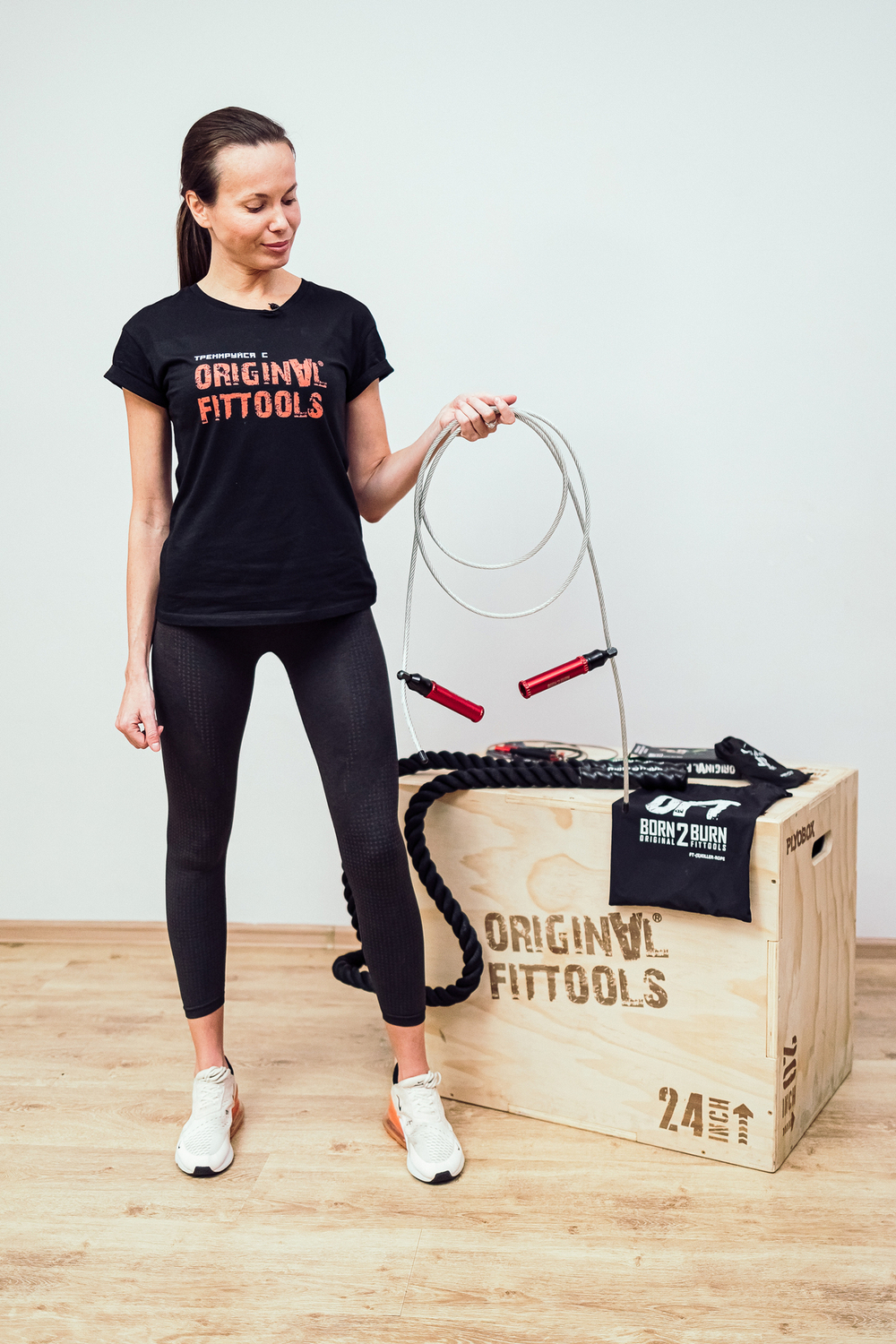 Скакалка тяжелая BORN2BURN