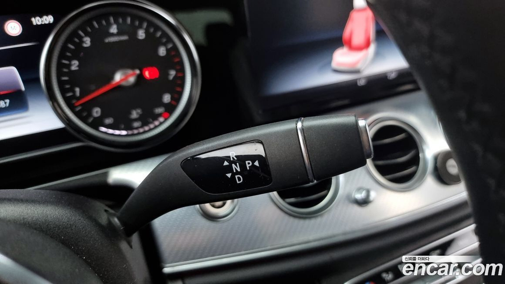 Mercedes-Benz E-Class W213 E250 Avangarde (11.2019)