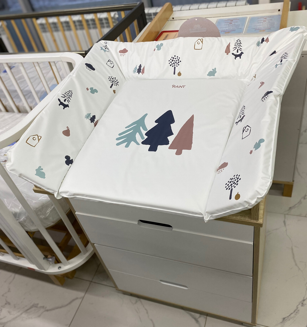 Пеленальный матрасик №2 RANT "Forest" (80х71)