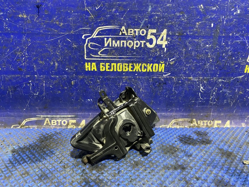Туманка левая HYUNDAI SONATA 2004-2010