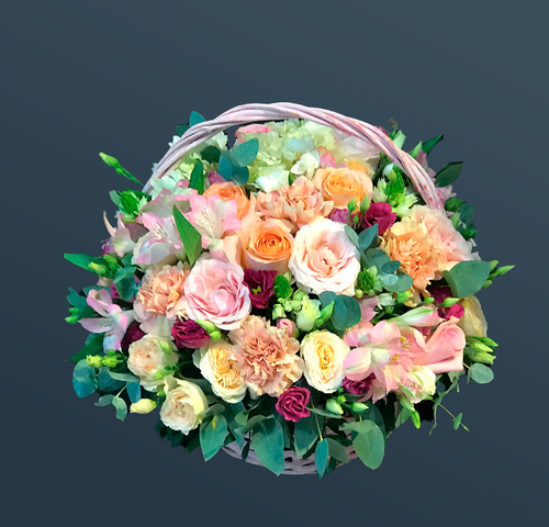 Букет цветов в корзине Ноктюр