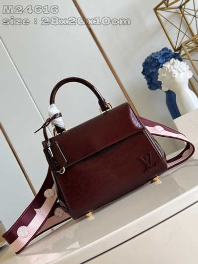 Louis Vuitton Cluny BB