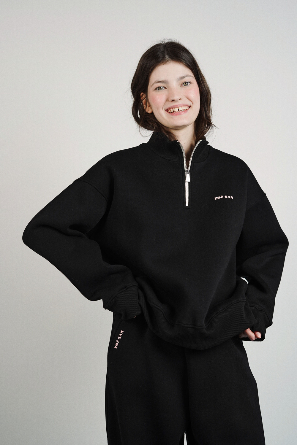 Олимпийка Zoe с начесом, черная