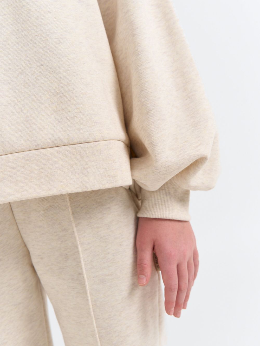 Свитшот "Ванильный пудинг" утепленный 7+