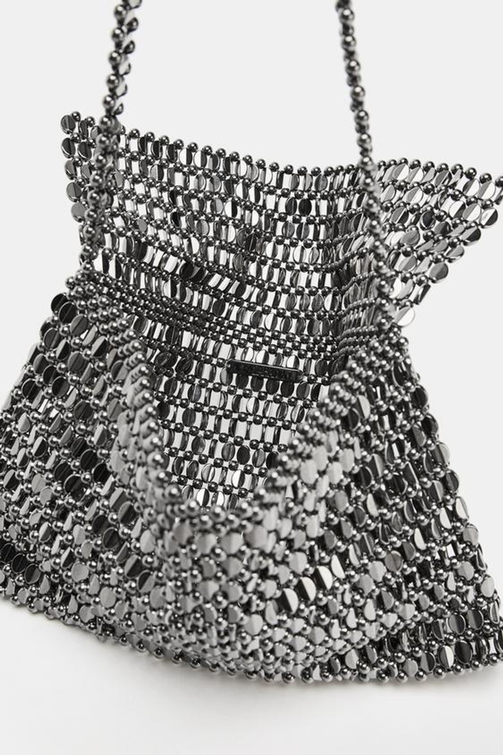 ZARA СУМКА С ПЛЕЧЕВЫМ РЕМНЕМ И АППЛИКАЦИЯМИ, СЕРЕБРИСТЫЙ