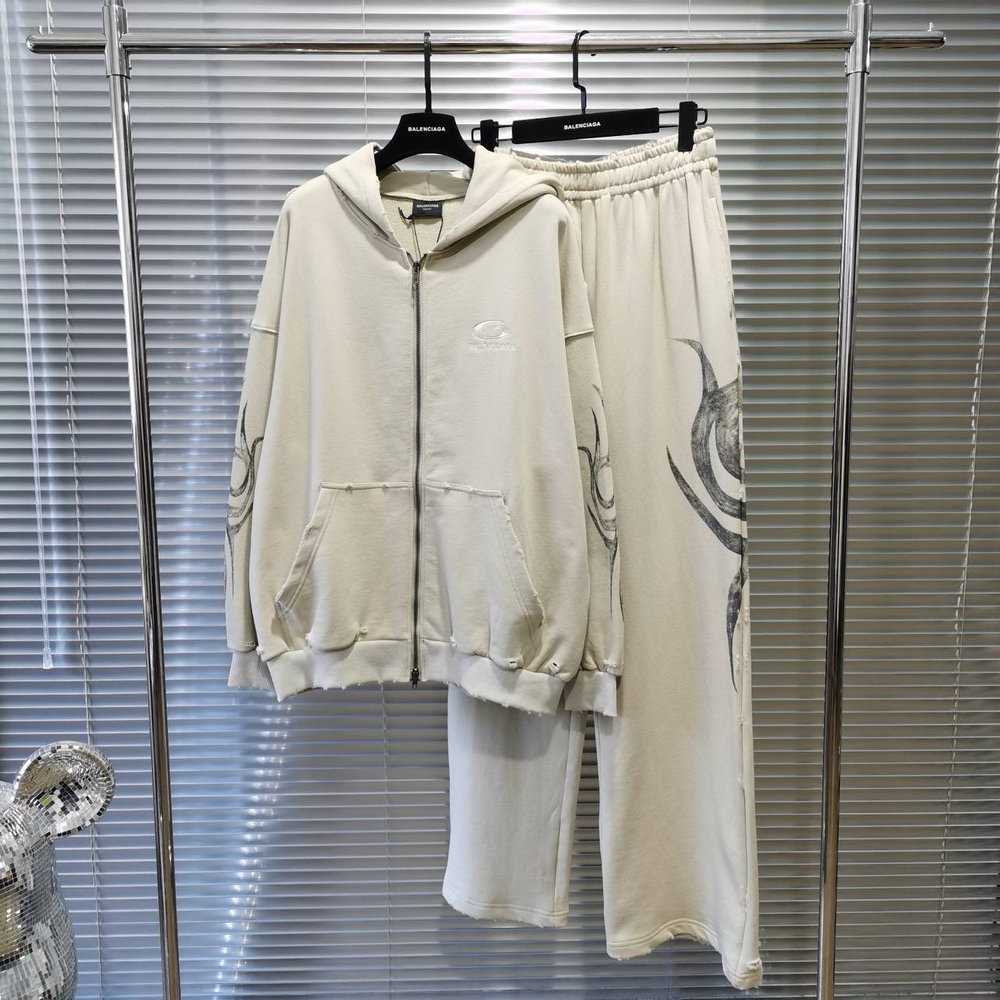 Спортивный костюм Balenciaga