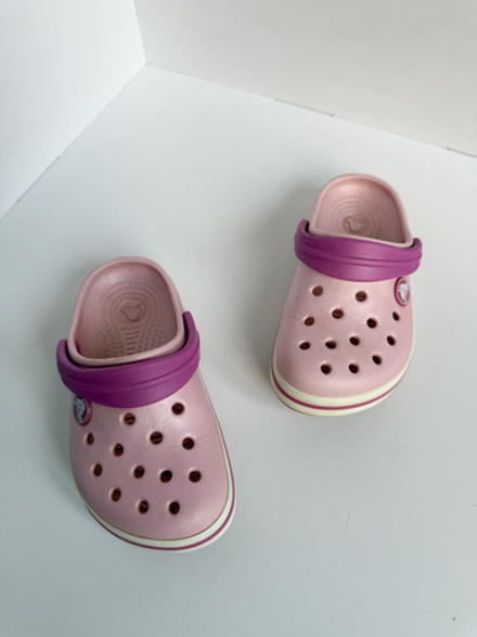 Сабо Crocs, 24