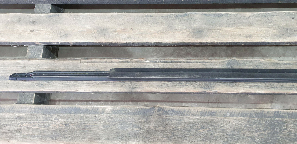 Молдинг двери передней правой Mercedes E (W213) 16-нв Б/У Оригинал A2137209604