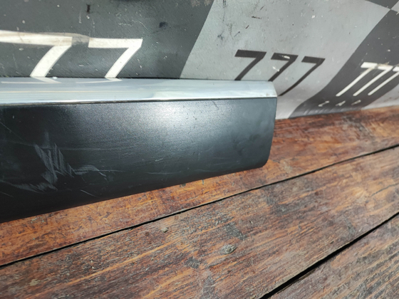 Накладка двери передней правой Citroen C3 Picasso 08-17 Б/У Оригинал 9686338477