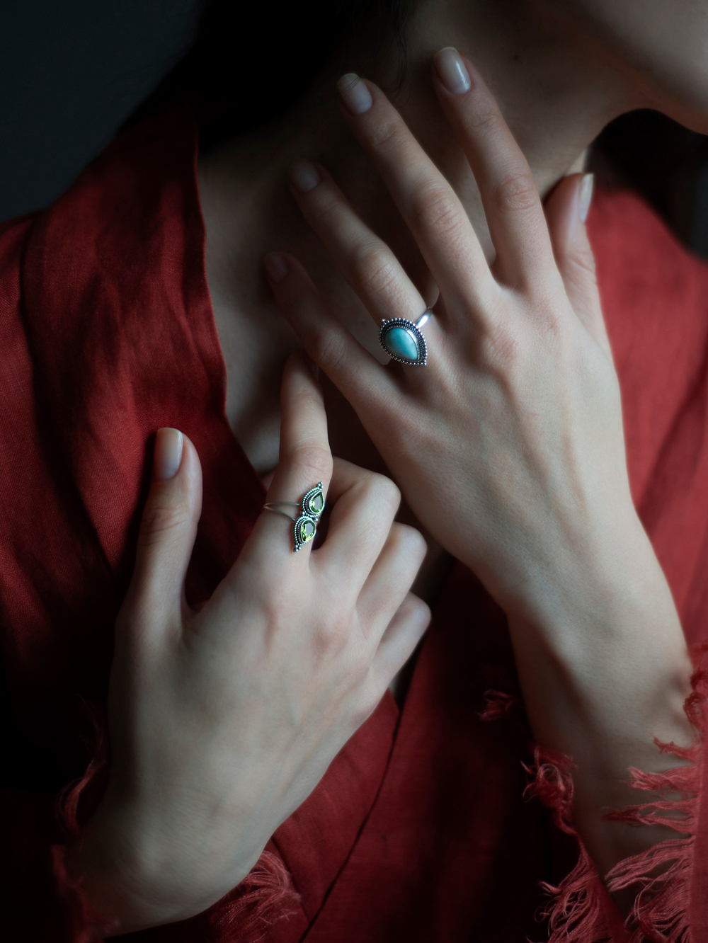 Кольцо ОТРАЖЕНИЕ-2, серебро/оливин