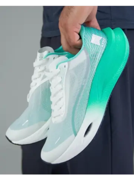 Беговые кроссовки тканевые с двойной амортизацией