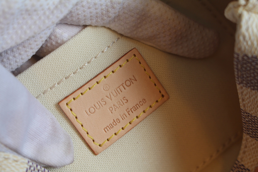 Louis Vuitton Favorite PM
