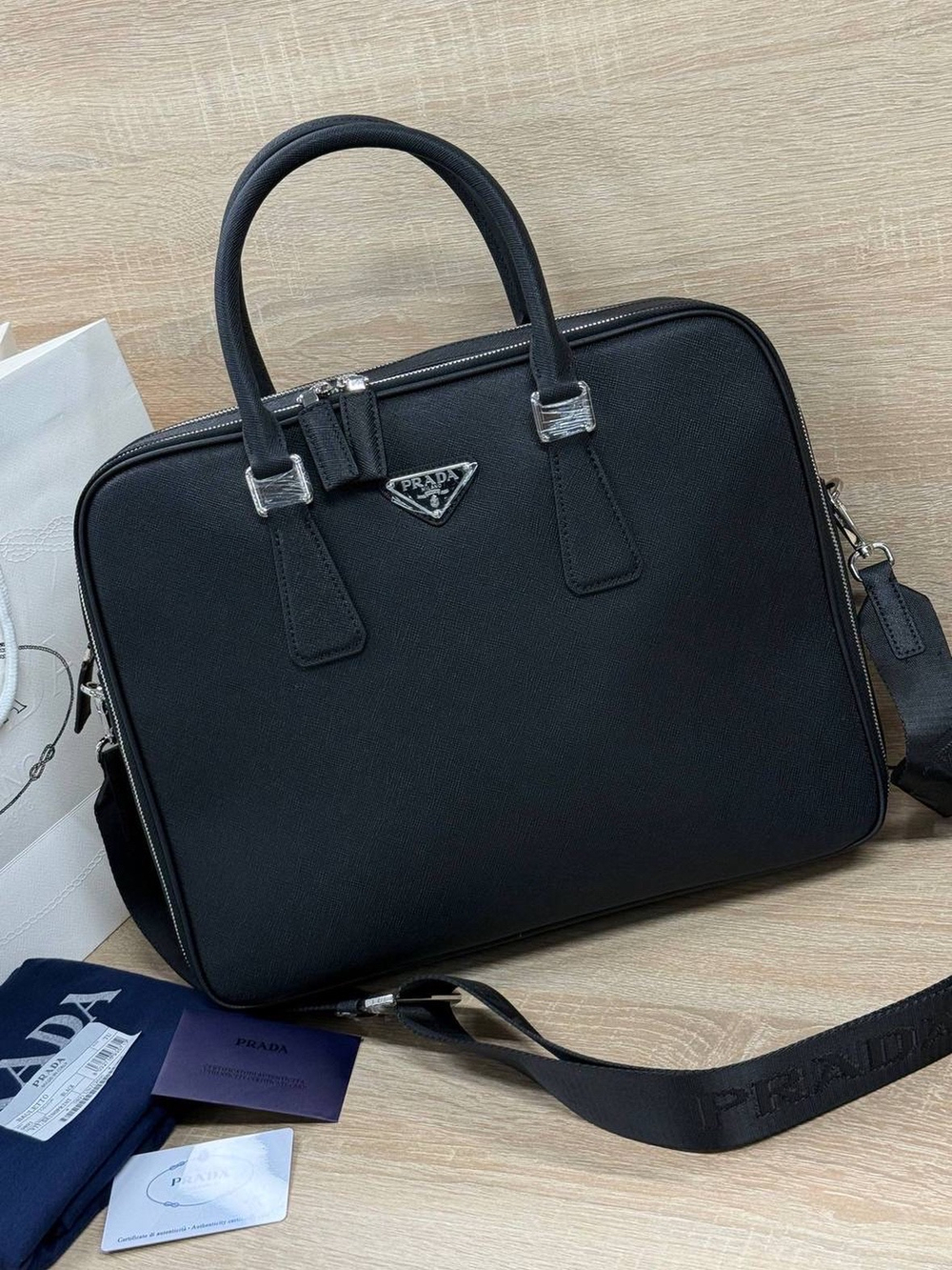 Портфель Prada